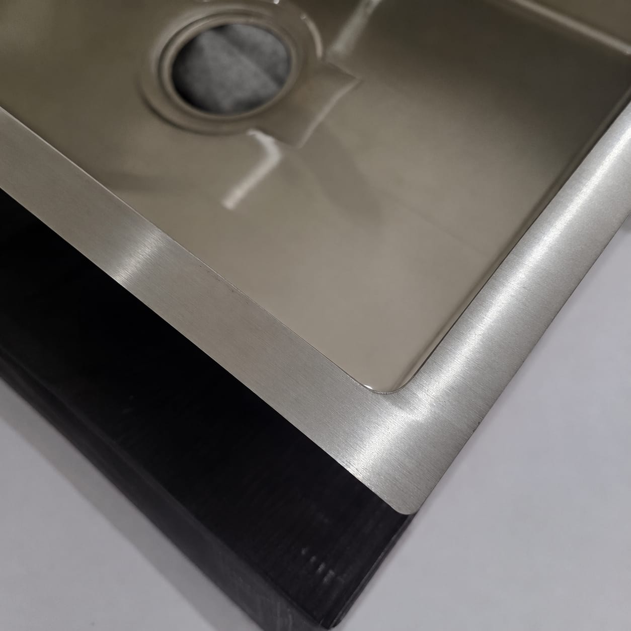 Royal-01 Handmade Stainless Steel Kitchen Sink 201 | Pakistan