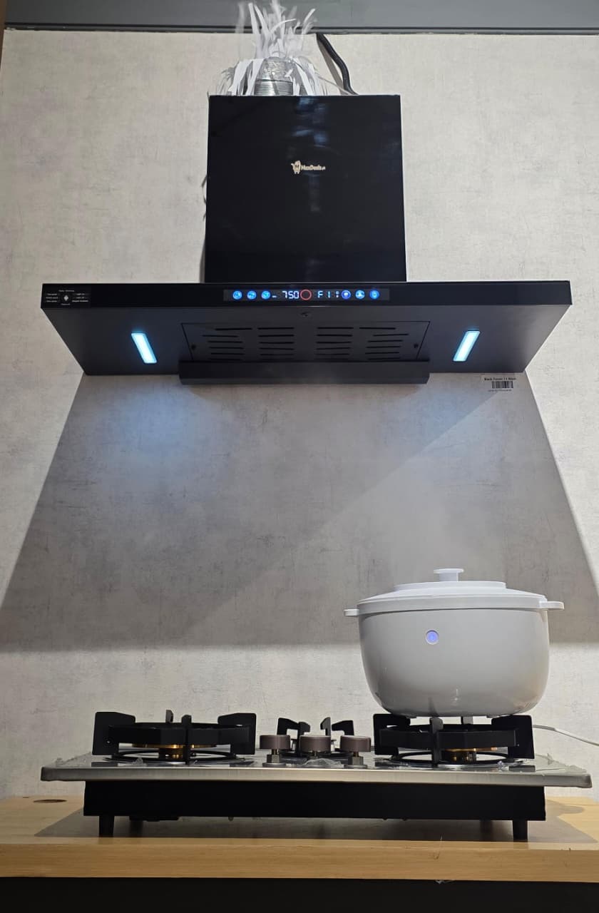 Black Fusion 11 Hood | Exchange Offer – Save Rs.10,000 | Auto Clean Kitchen Chimney