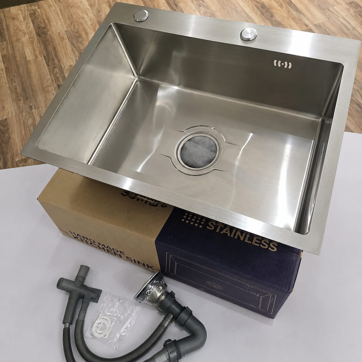 Royal-01 Handmade Stainless Steel Kitchen Sink 201 | Pakistan